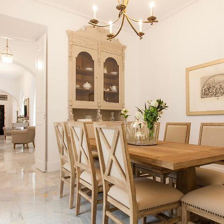 شقة Living4Malaga Aduana Presidential المظهر الخارجي الصورة